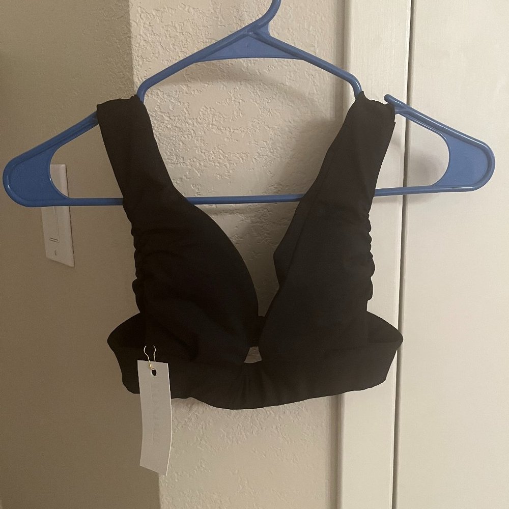 Londre The New Classic Top in Matte Black